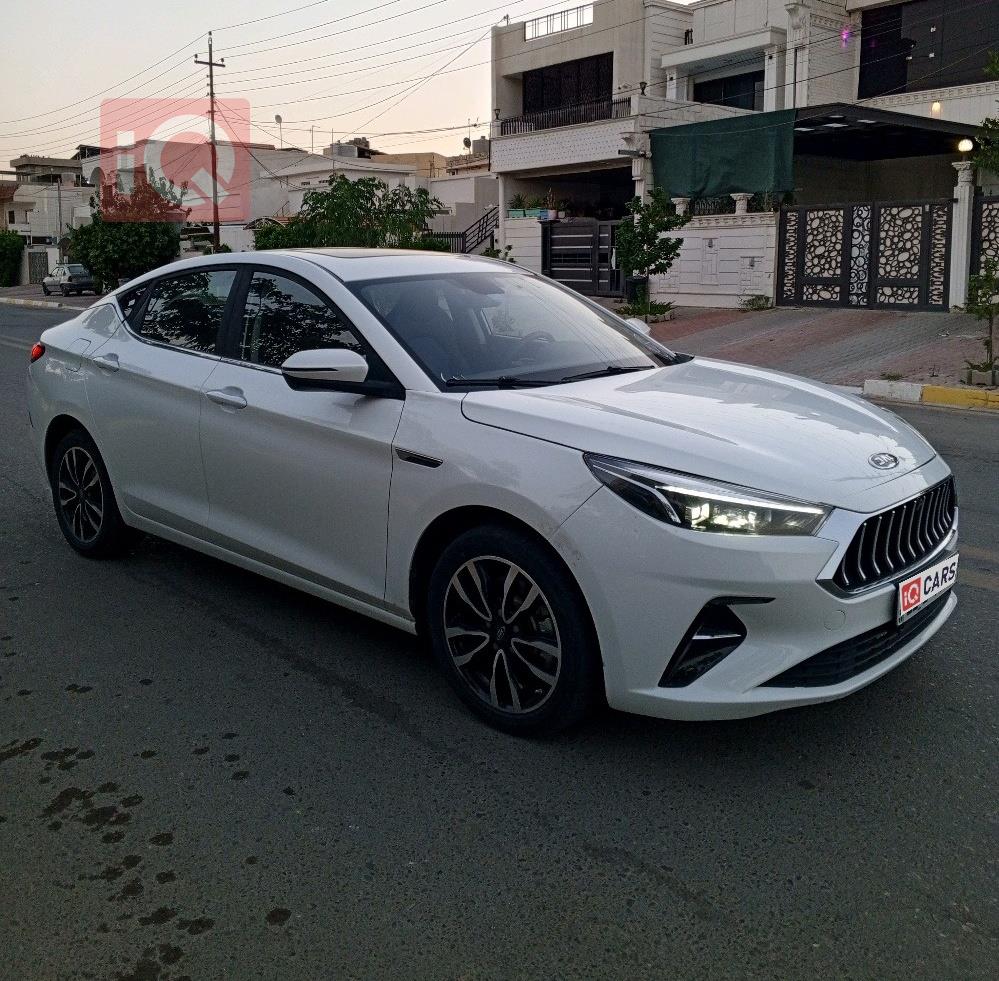 جاك J7